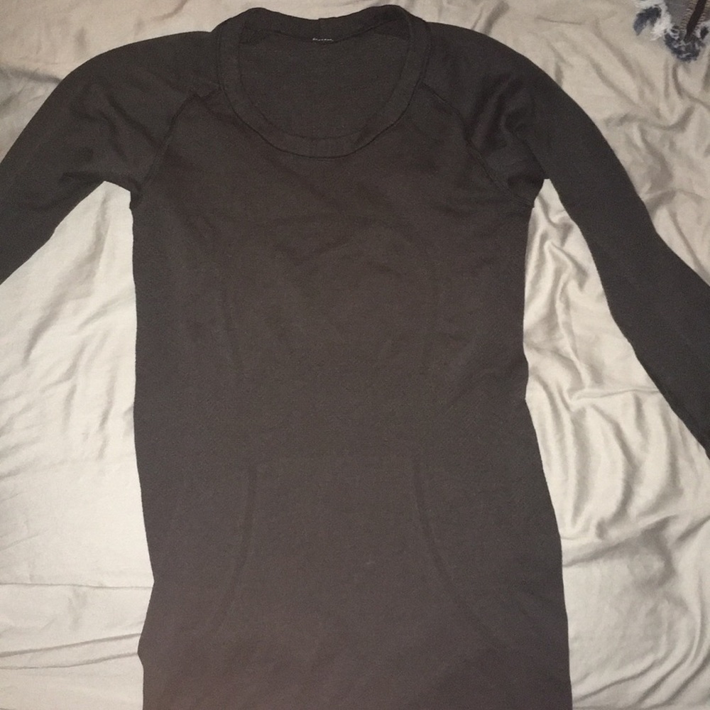 Lululemon swiftly tech long sleeve
